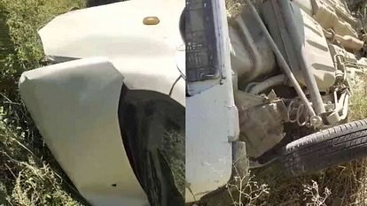 त्यूणी में हादसा…गहरी खाई में गिरी कार, मां बेटे समेत तीन की मौत, विवाह समारोह से थे लौट रहे