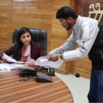 जनता मिलन कार्यक्रम में एक दर्जन से अधिक शिकायतें दर्ज, अधिकांश का मौके पर ही निस्तारण