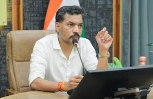 barish-se-kshtigrst-sadkon-ko-lekr-prshasn-skht-prmukh-evan.jpg
