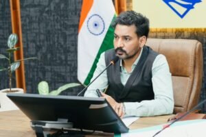 dehradoon-men-sadk-surksha-ko-lekr-prshasn-skht-aasharoadee-se.jpeg