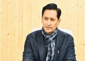 lekhpal-ptvariyon-ke-lie-nya-frman-jati-aay-aur-nivas-prmaan-ptr-se.jpg