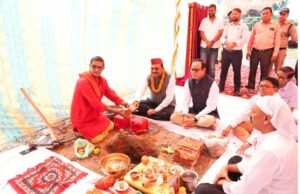 mukhy-schiv-ne-kiya-aaeeaaeeem-kasheepur-ke-dehradoon-kainps-ka.jpg
