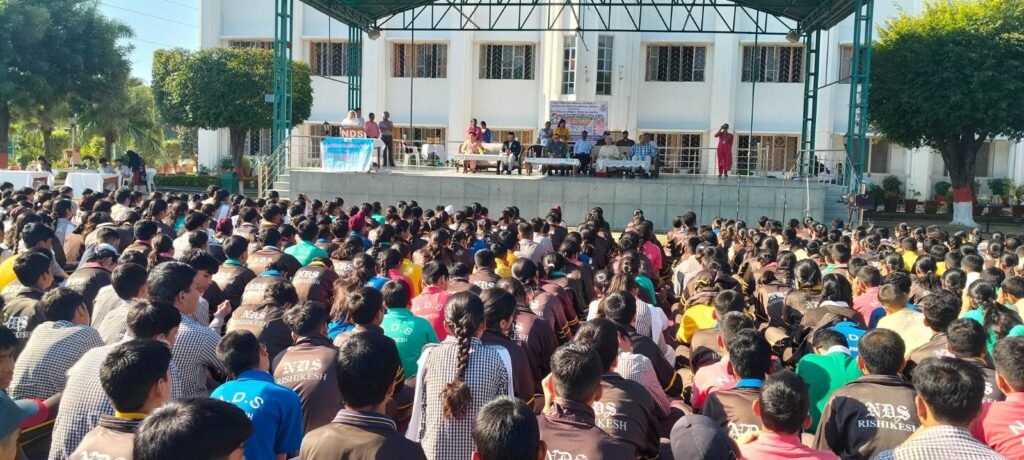 dehradoon-dvara-aayojit-vidhik-sakshrta-evan-jagrookta-shivir-surkshit-bchpn.jpeg