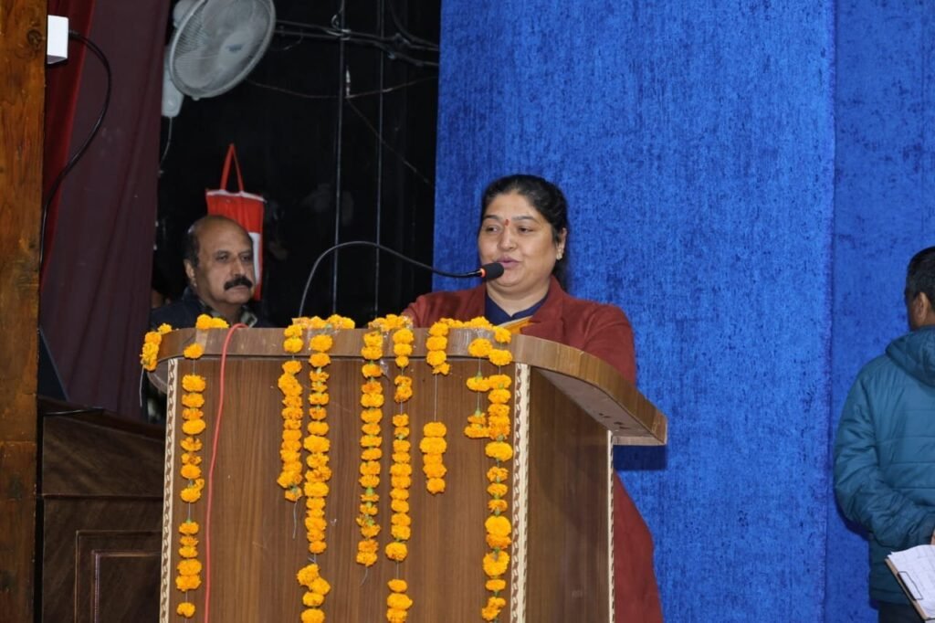 do-divseey-jnpd-streey-yuva-mhotsv-ka-smapn-chhh-vidhaon.jpeg
