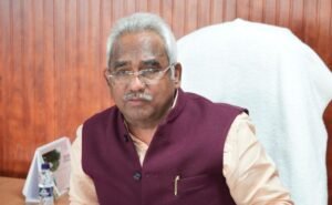 panchayt-bhvnon-ke-nirmaan-aur-mrmmt-men-tejee-lane-ke.jpg